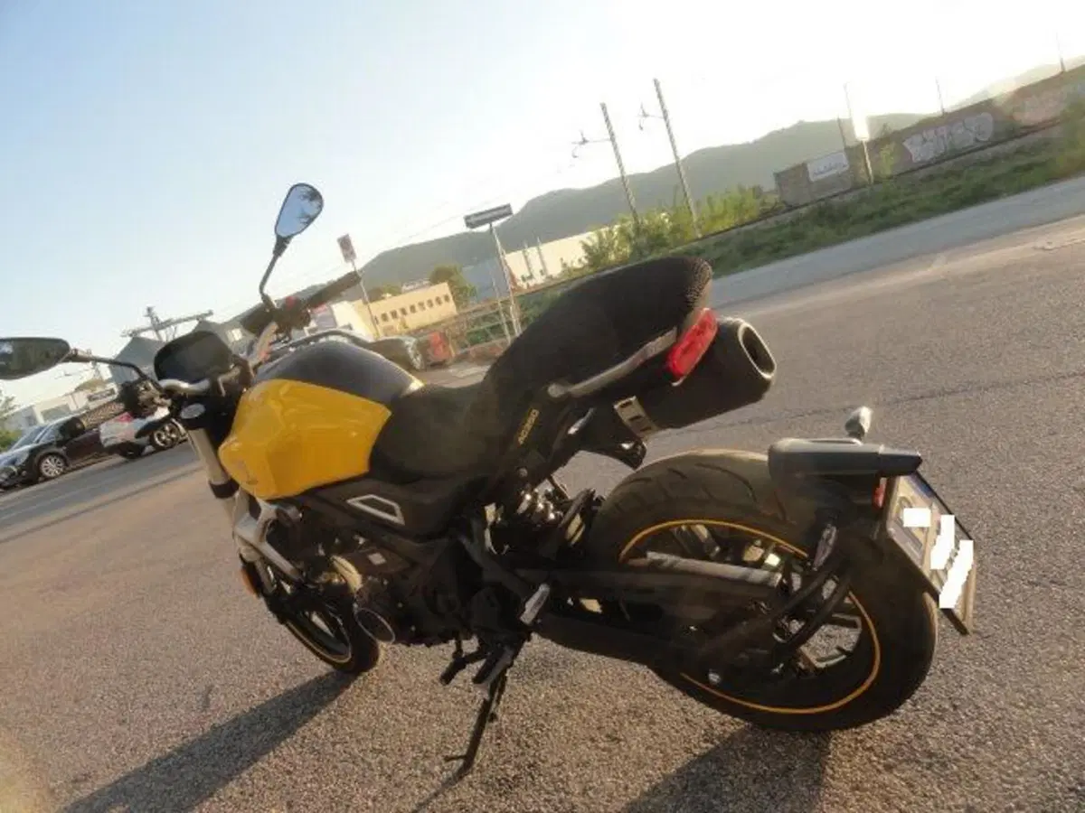 Voge Trofeo 350AC (2022 - 26) (10)