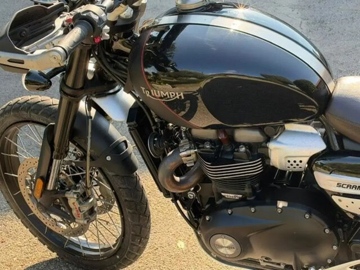 Triumph Scrambler 1200 XE (2021 - 23) (5)