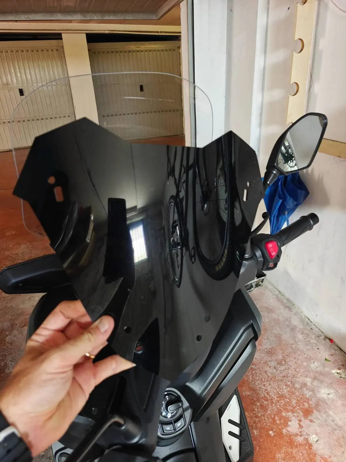 Yamaha X-Max 300 (2025 - 26) (7)