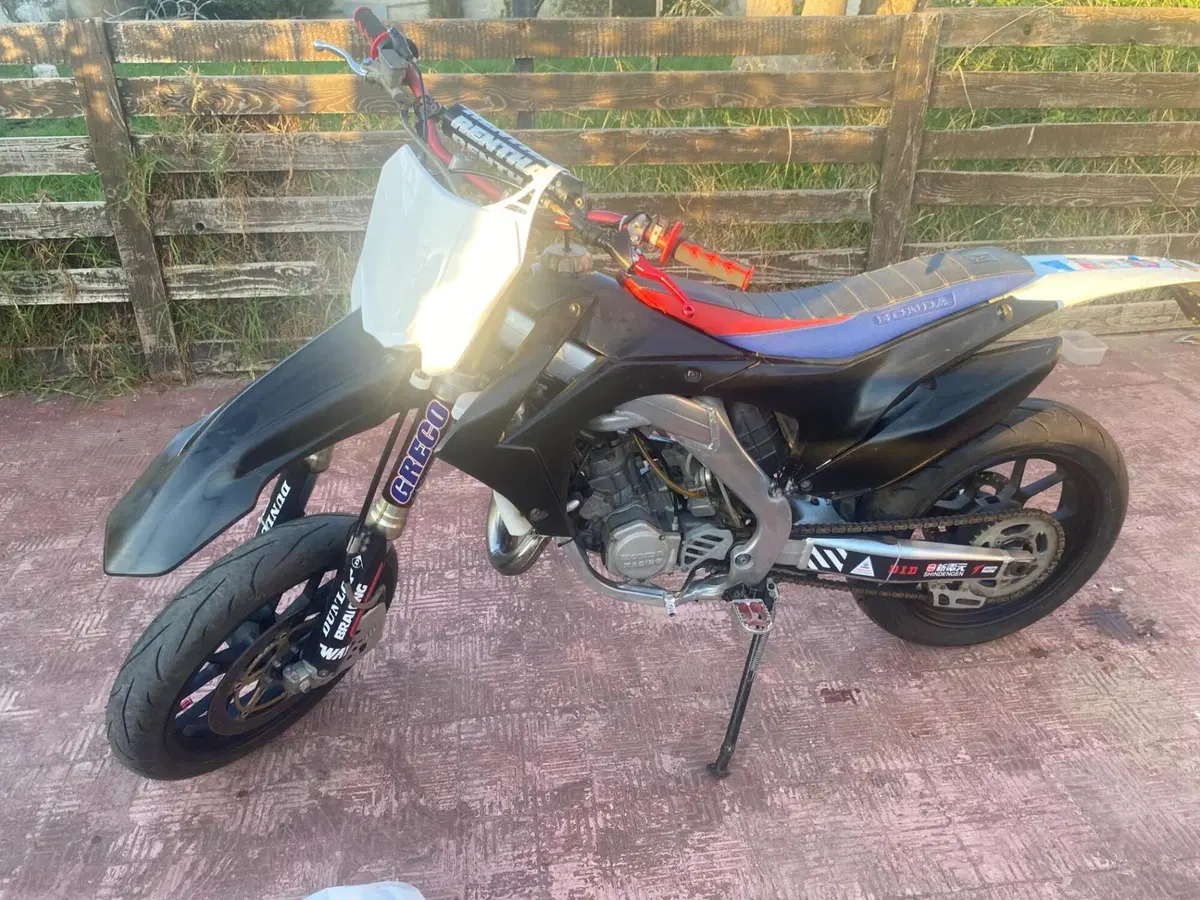 Honda CR 125 R Motard (2000 - 02) (11)