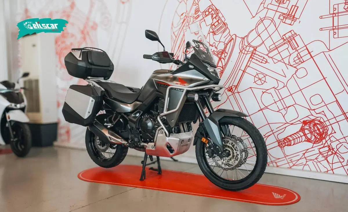 Honda Transalp XL750 Easy Travel (2023 - 24) (2)