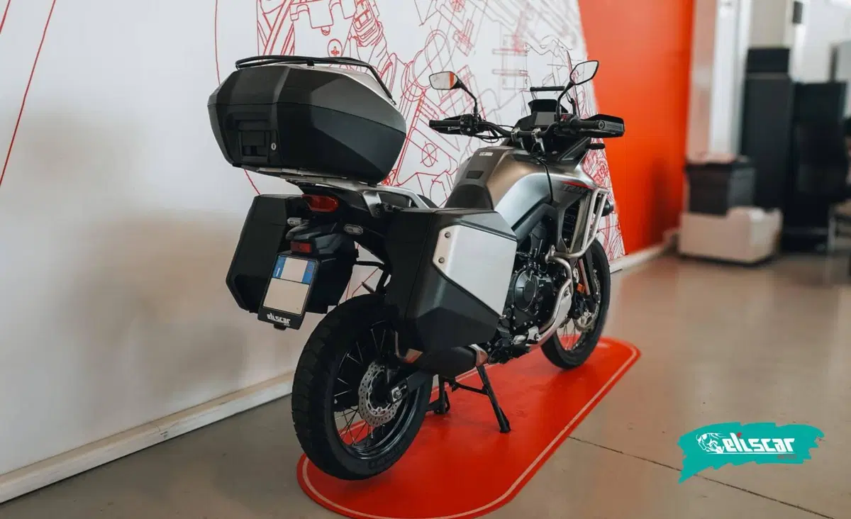 Honda Transalp XL750 Easy Travel (2023 - 24) (4)