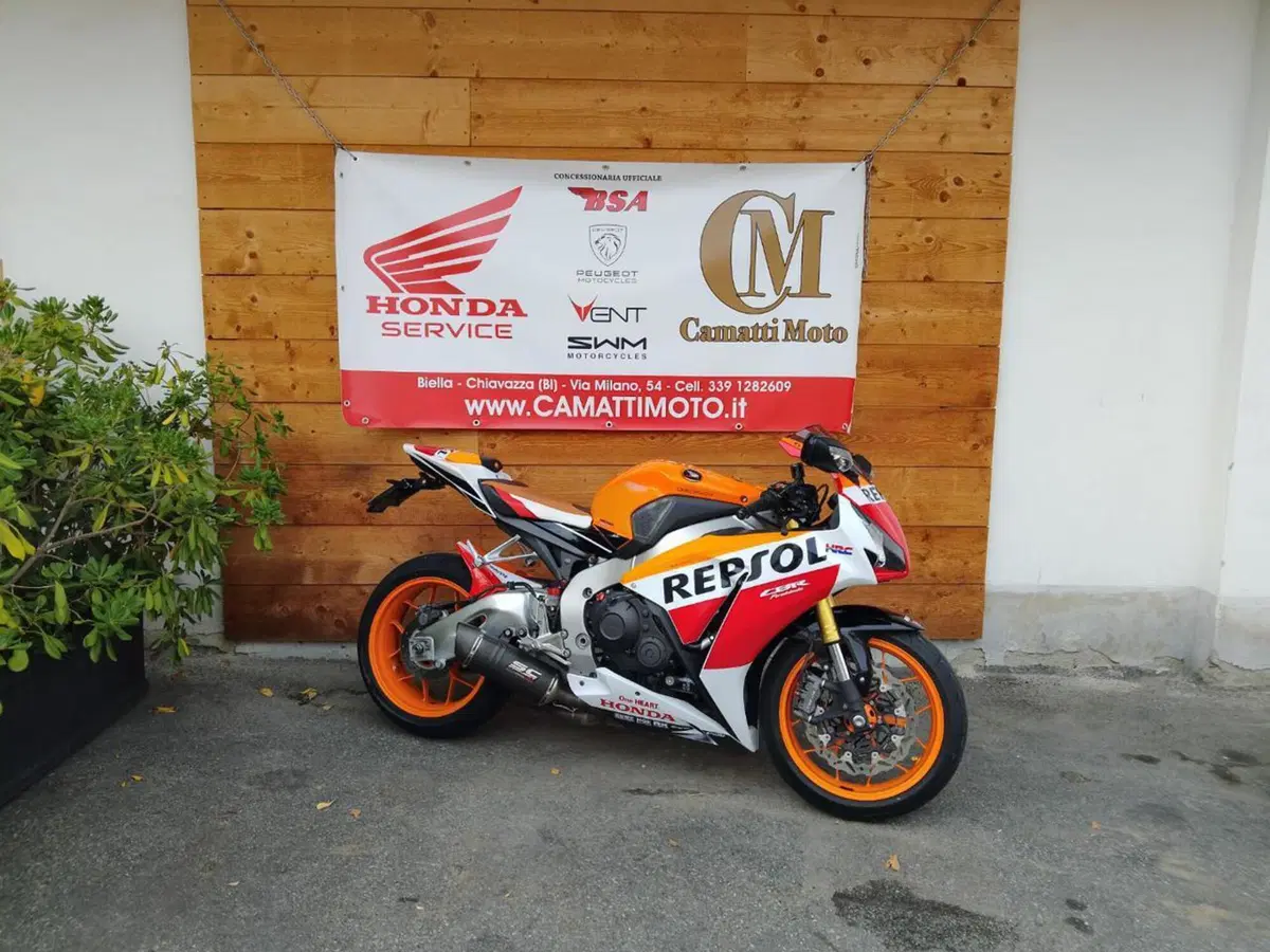 Honda CBR 1000 RR Fireblade (2012 - 16) (5)