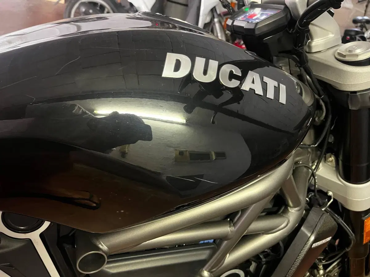 Ducati XDiavel 1262 S (2016 - 20) (7)