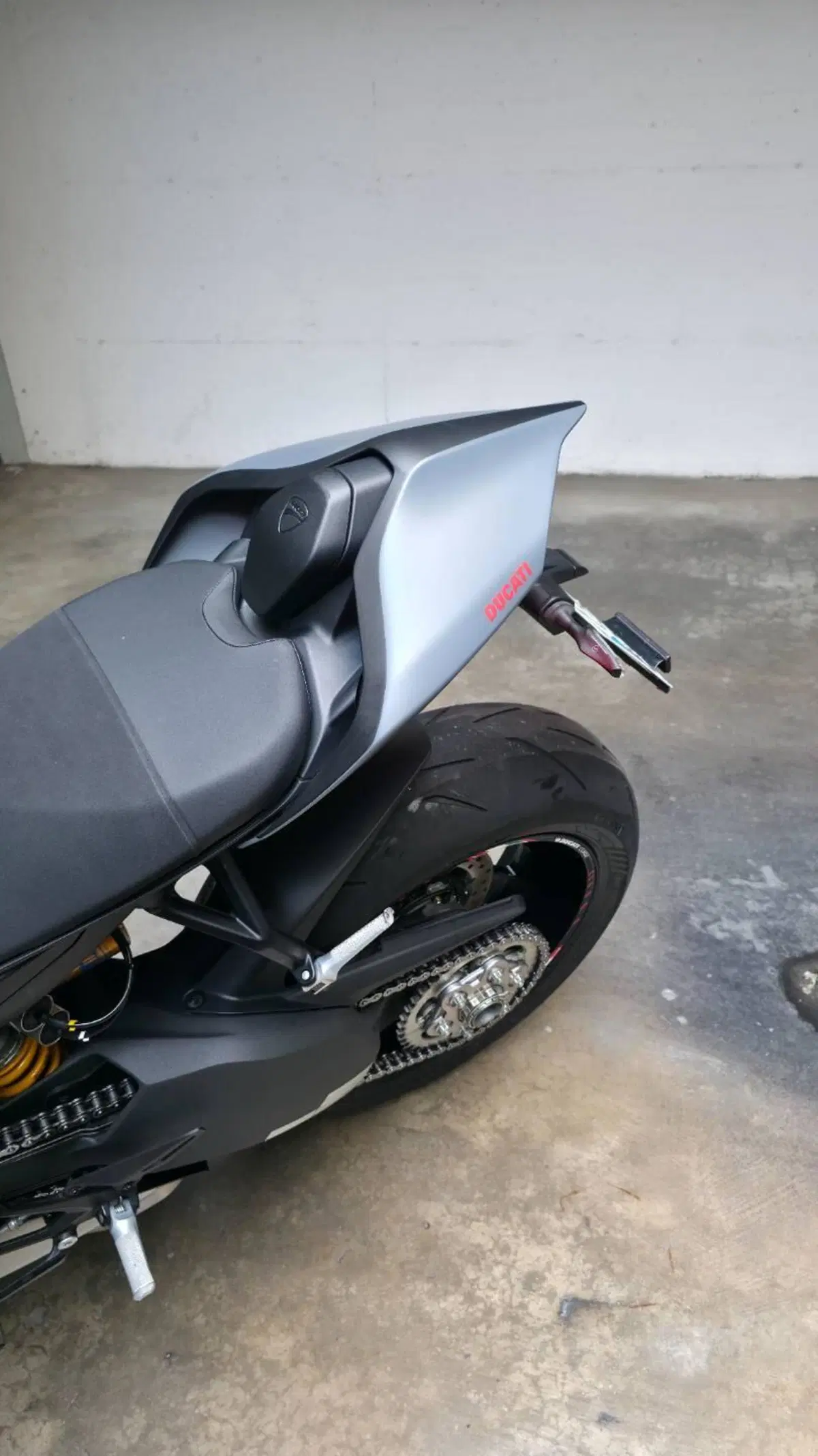 Ducati Streetfighter V4 S (2023 - 24) (4)