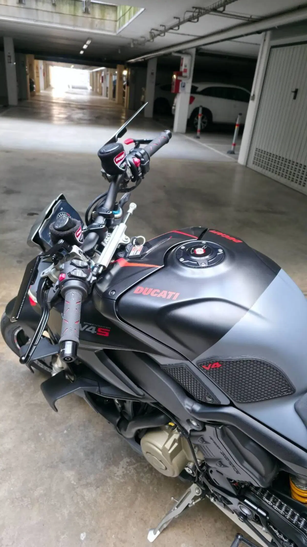 Ducati Streetfighter V4 S (2023 - 24) (6)
