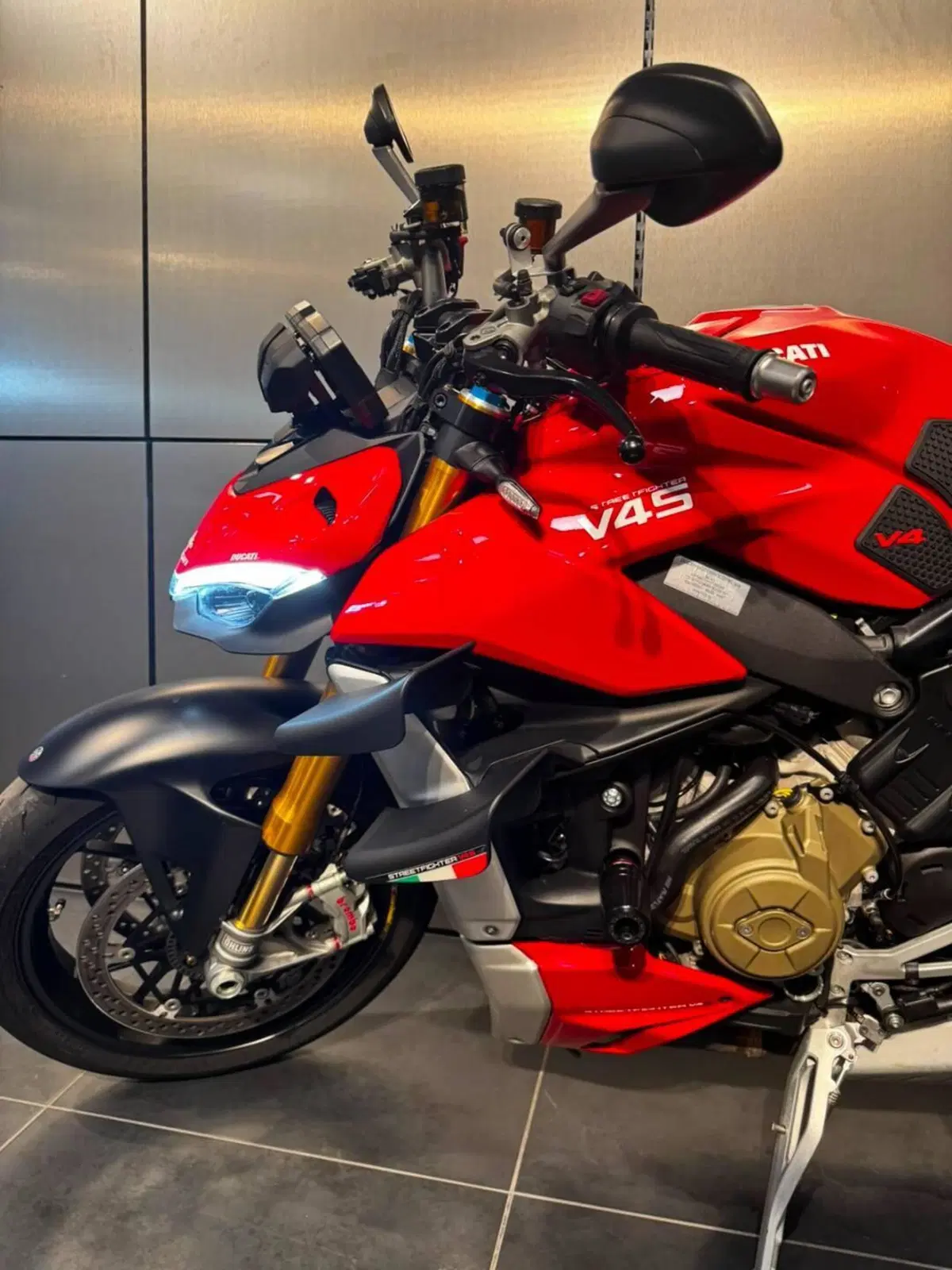 Ducati Streetfighter V4 1100 S (2021 - 22) (7)