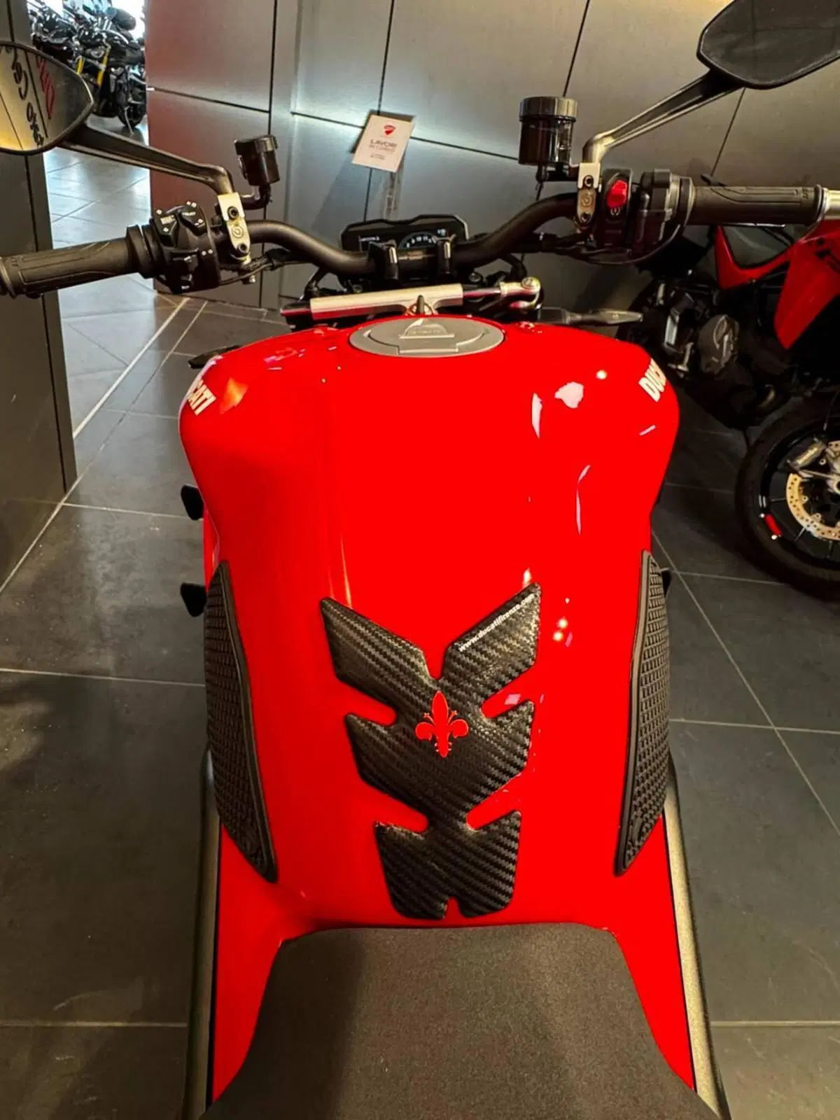 Ducati Streetfighter V4 1100 S (2021 - 22) (14)