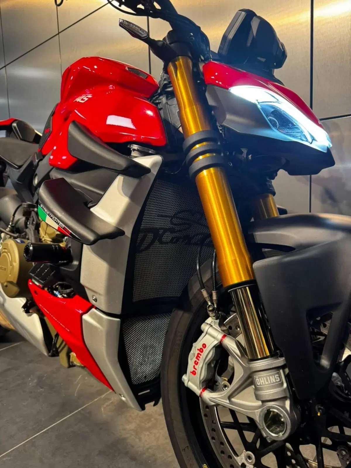 Ducati Streetfighter V4 1100 S (2021 - 22) (16)
