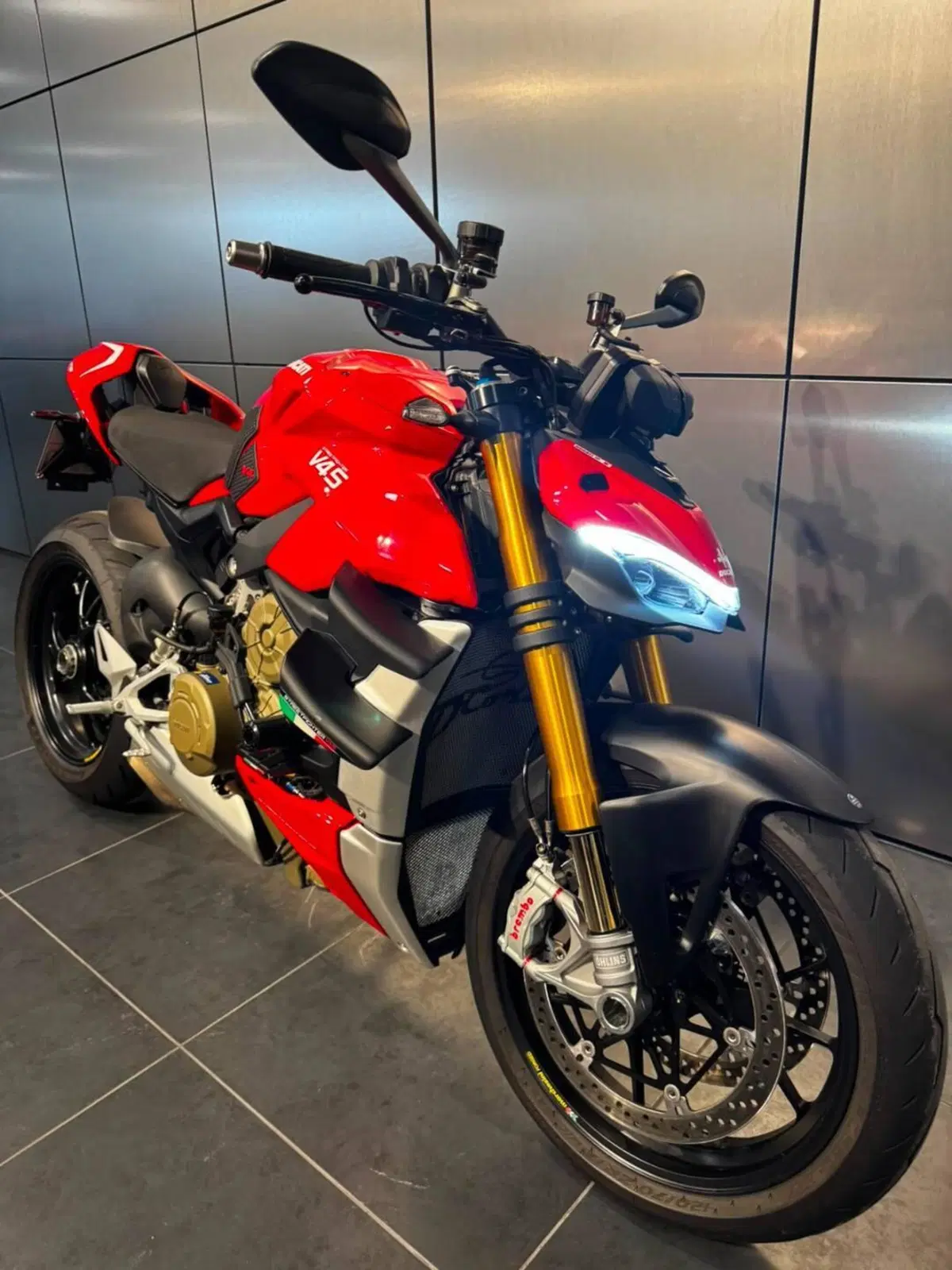Ducati Streetfighter V4 1100 S (2021 - 22) (18)
