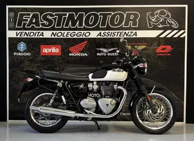 Triumph Bonneville T120 (2021 - 25) usata