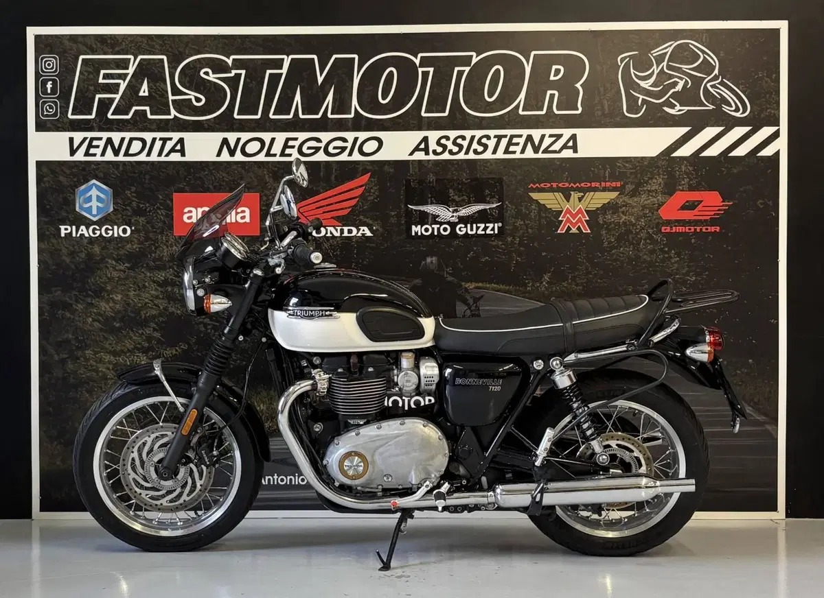 Triumph Bonneville T120 (2021 - 25) (4)
