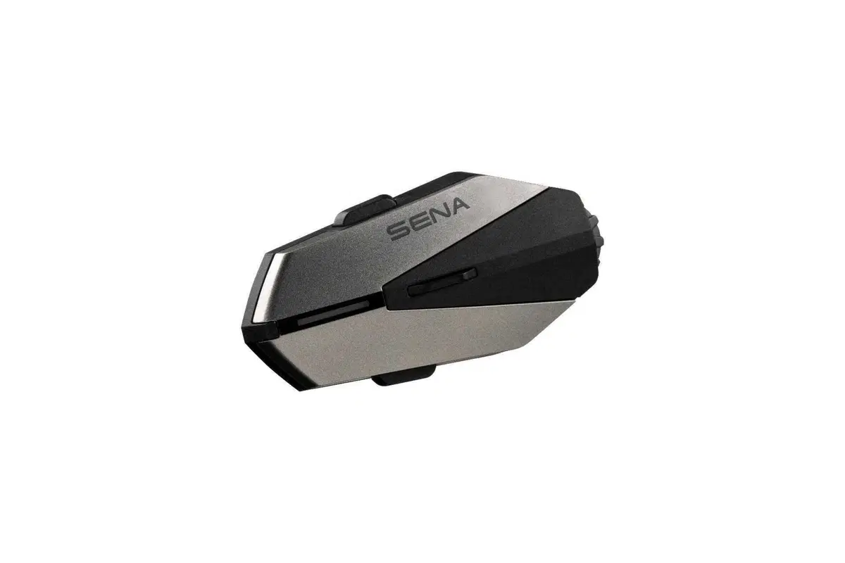 SENA Apex e Apex Plus, gli interfoni con batteria intercambiabile (11)