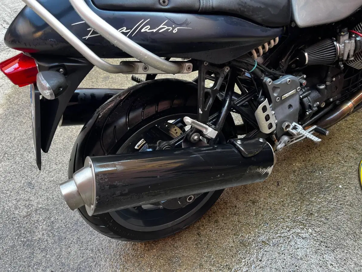 Moto Guzzi V11 Sport Ballabio (2003 - 06) (6)