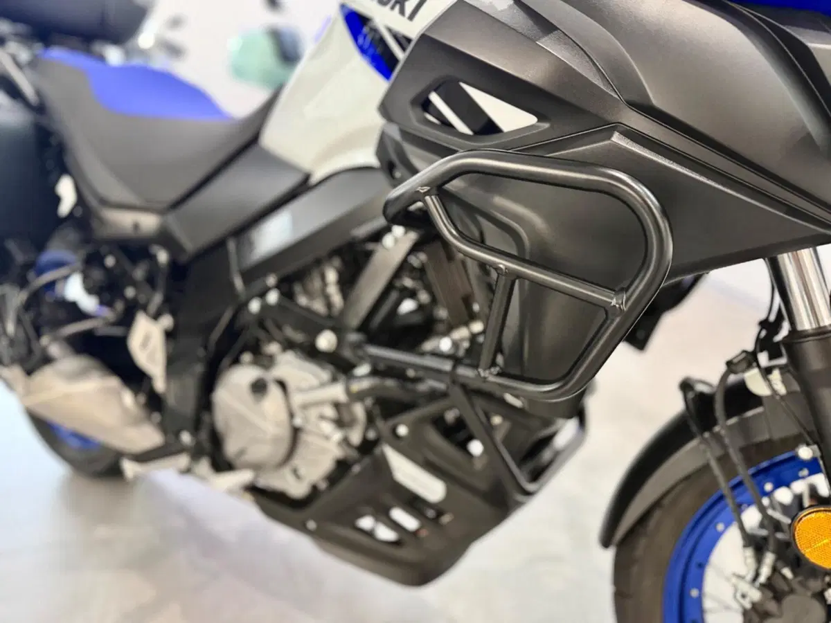 Suzuki V-Strom 650XT Explorer (2022 - 25) (8)