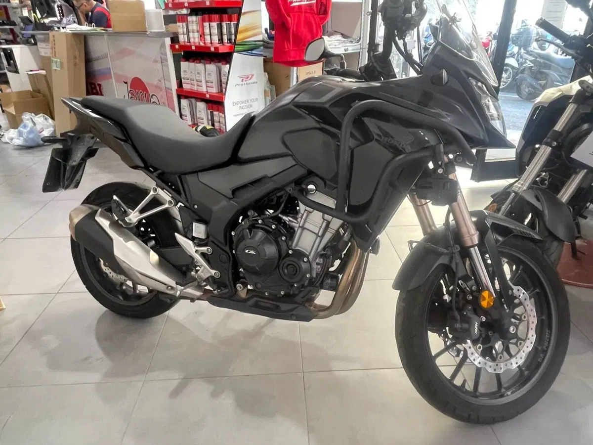 Honda CB 500 X (2022 - 23) (3)