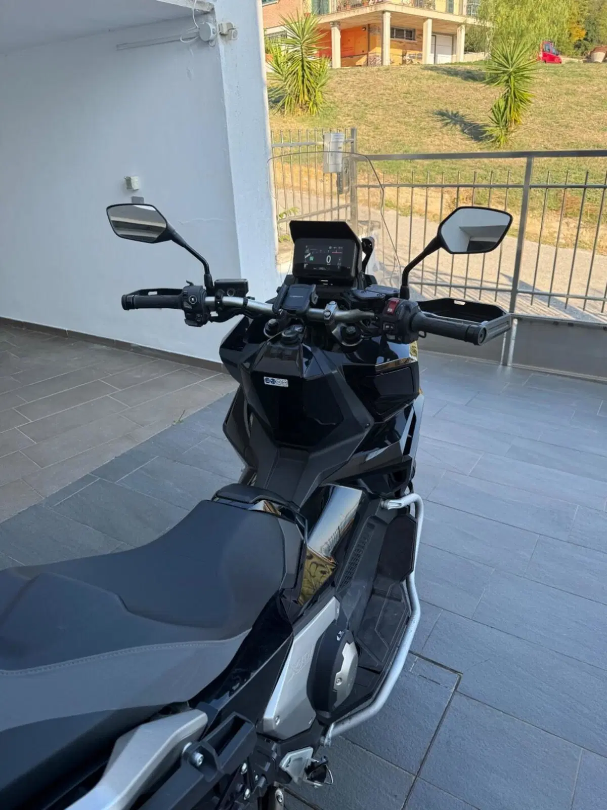 Honda X-ADV 750 Special Edition Adventure (2026) (4)