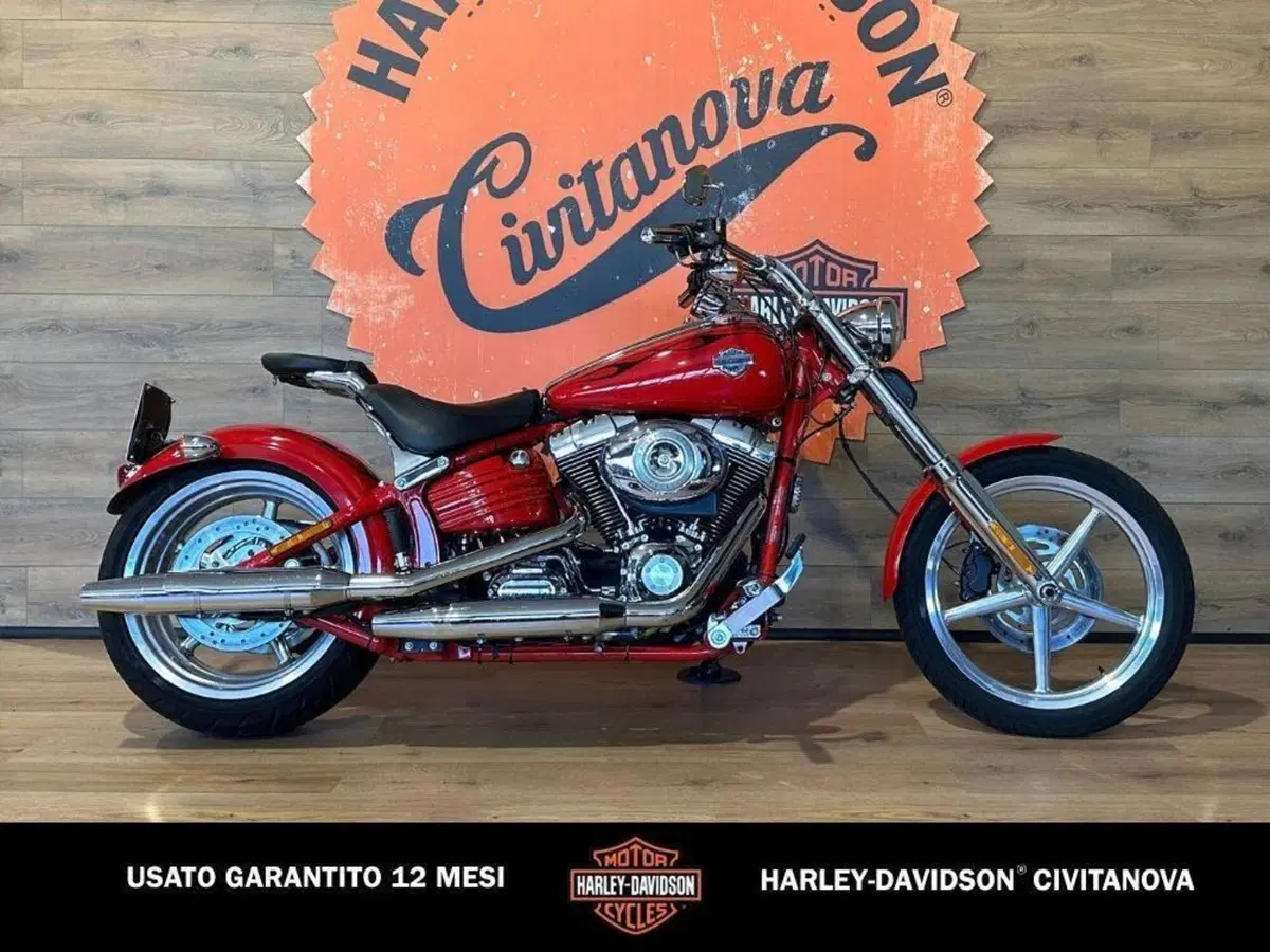Harley-Davidson 1584 Rocker C (2009 - 11) - FXCWC