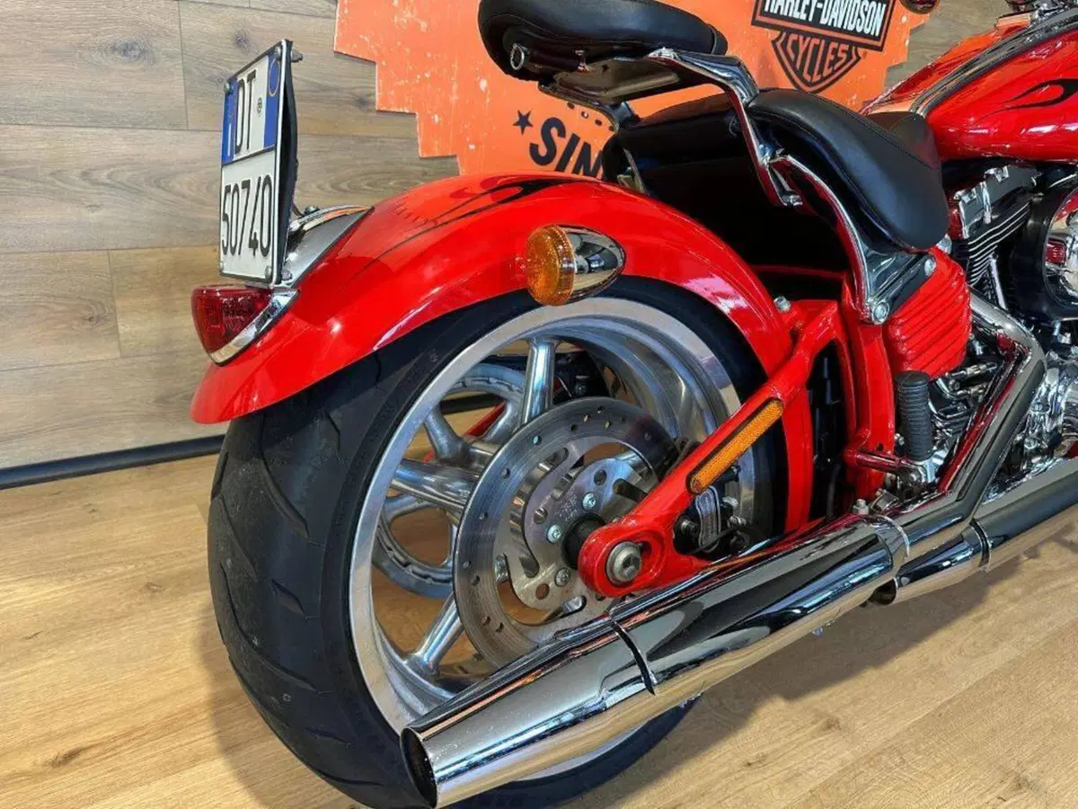Harley-Davidson 1584 Rocker C (2009 - 11) - FXCWC (7)
