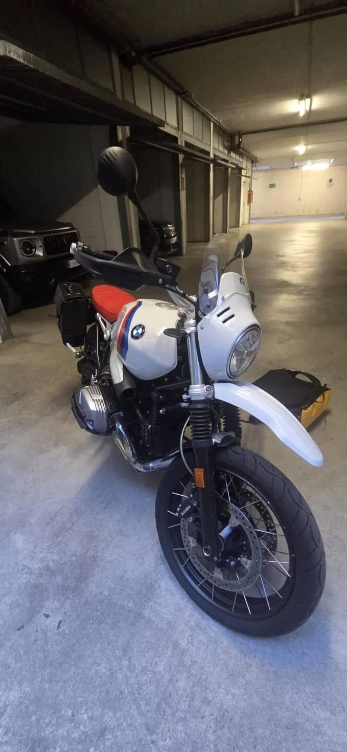 Bmw R nineT Urban GS (2021 - 24) (2)