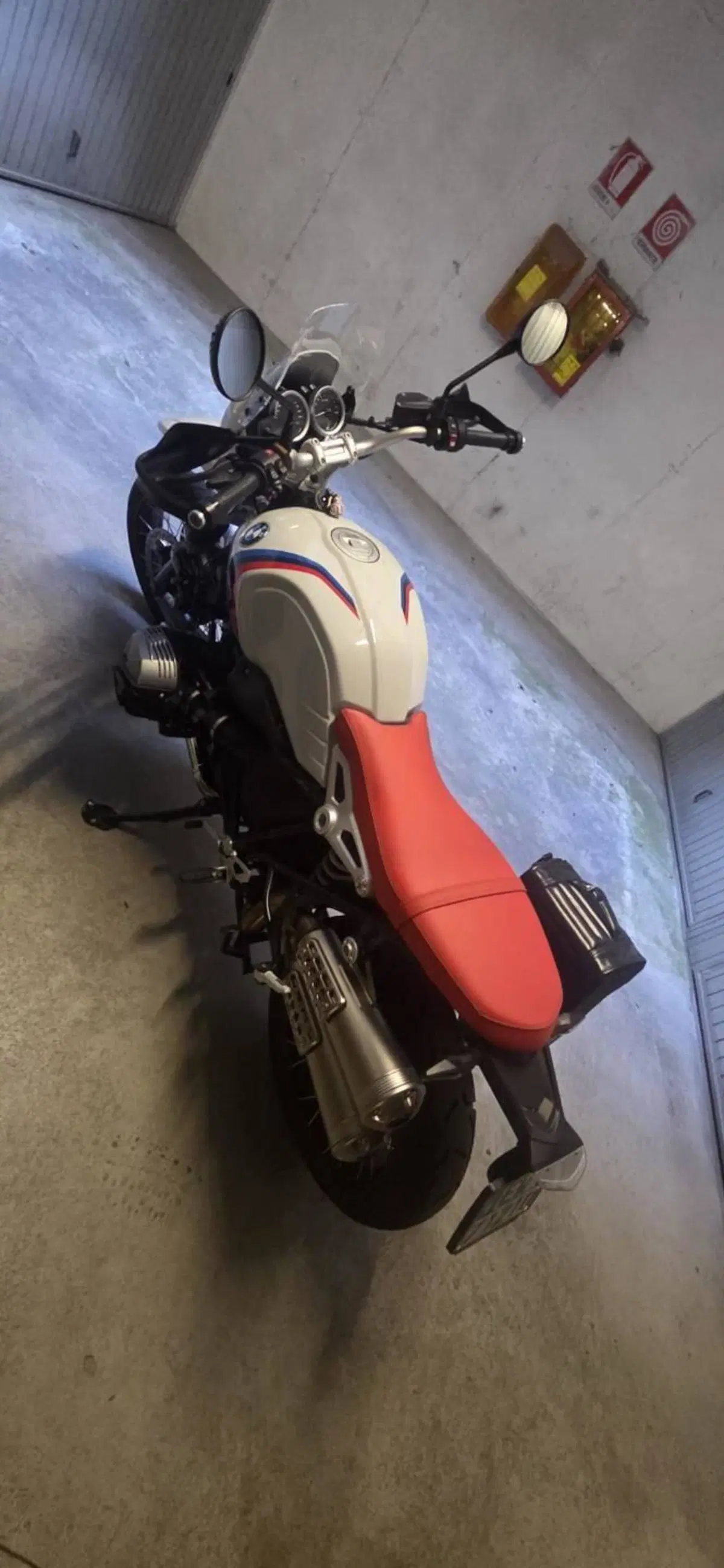 Bmw R nineT Urban GS (2021 - 24) (4)