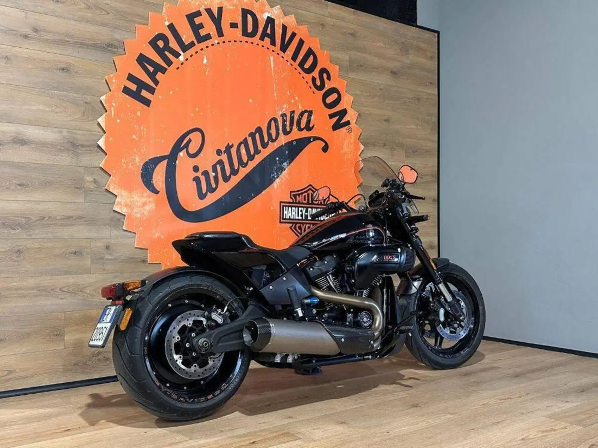 Harley-Davidson 114 FXDR (2019 - 20) (3)