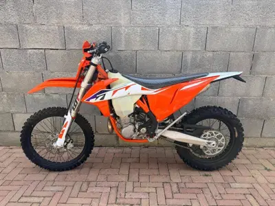 KTM 450 EXC-F (2023) usata