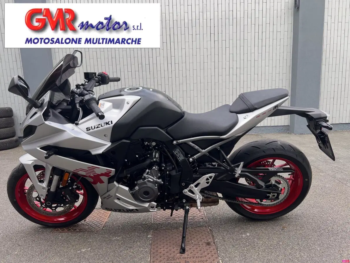 Suzuki GSX-8R (2024 - 26)