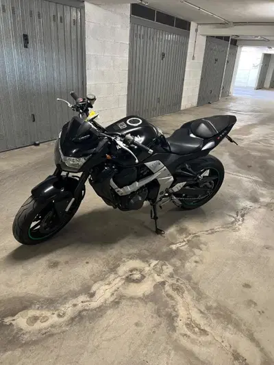 Kawasaki Z 750 (2007 - 14) usata