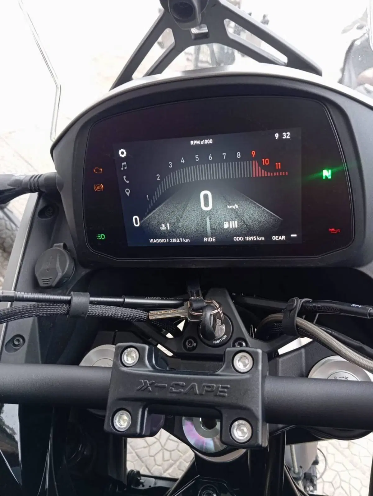 Moto Morini X-Cape 650 (2021 - 26) (5)