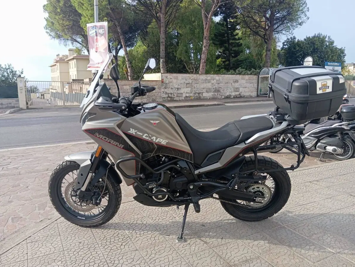 Moto Morini X-Cape 650 (2021 - 26) (6)
