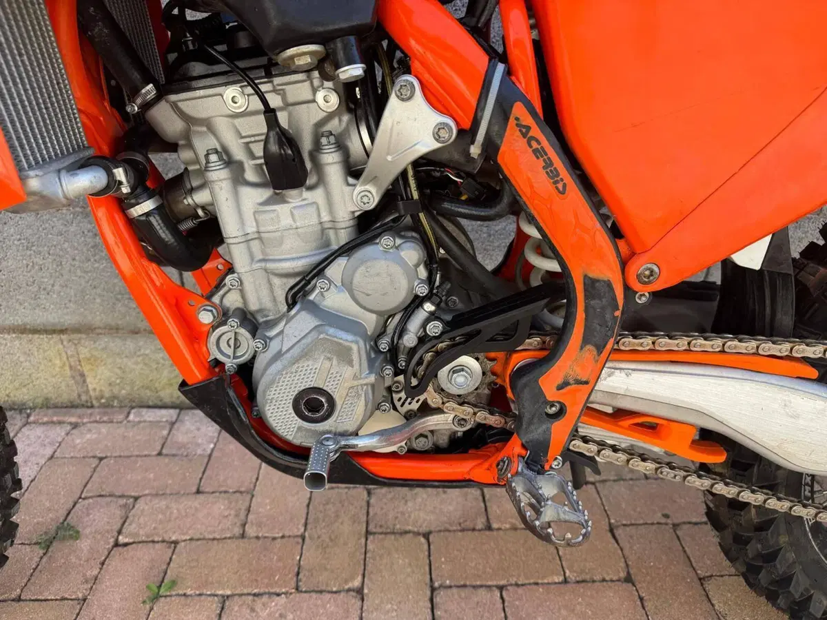 KTM 250 SX-F (2022) (6)
