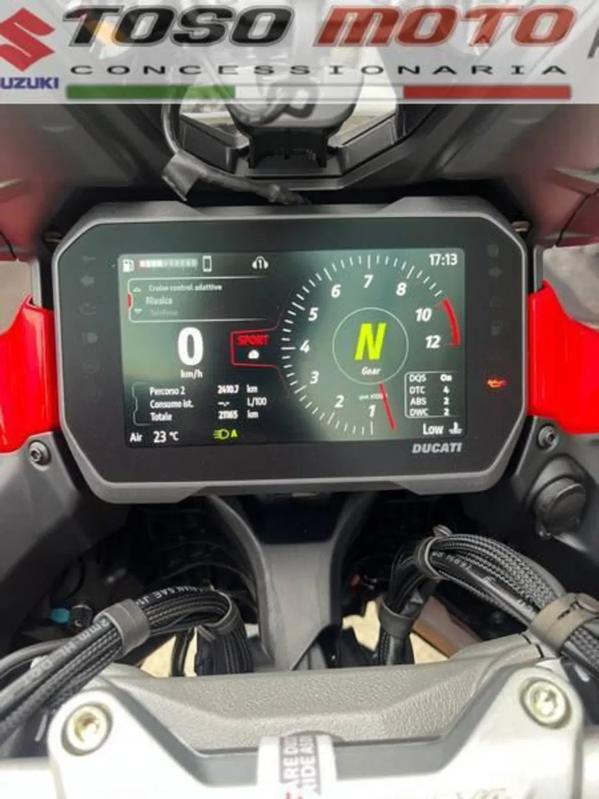 Ducati Multistrada V4 Pikes Peak (2021 - 24) (2)