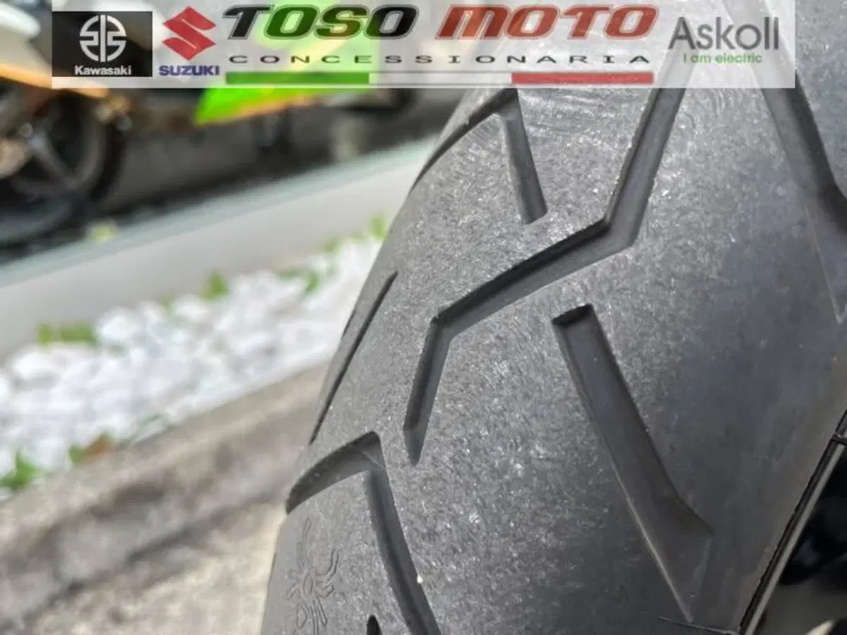 Ducati Multistrada V4 Pikes Peak (2021 - 24) (8)