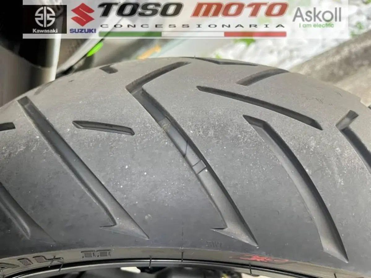 Ducati Multistrada V4 Pikes Peak (2021 - 24) (10)