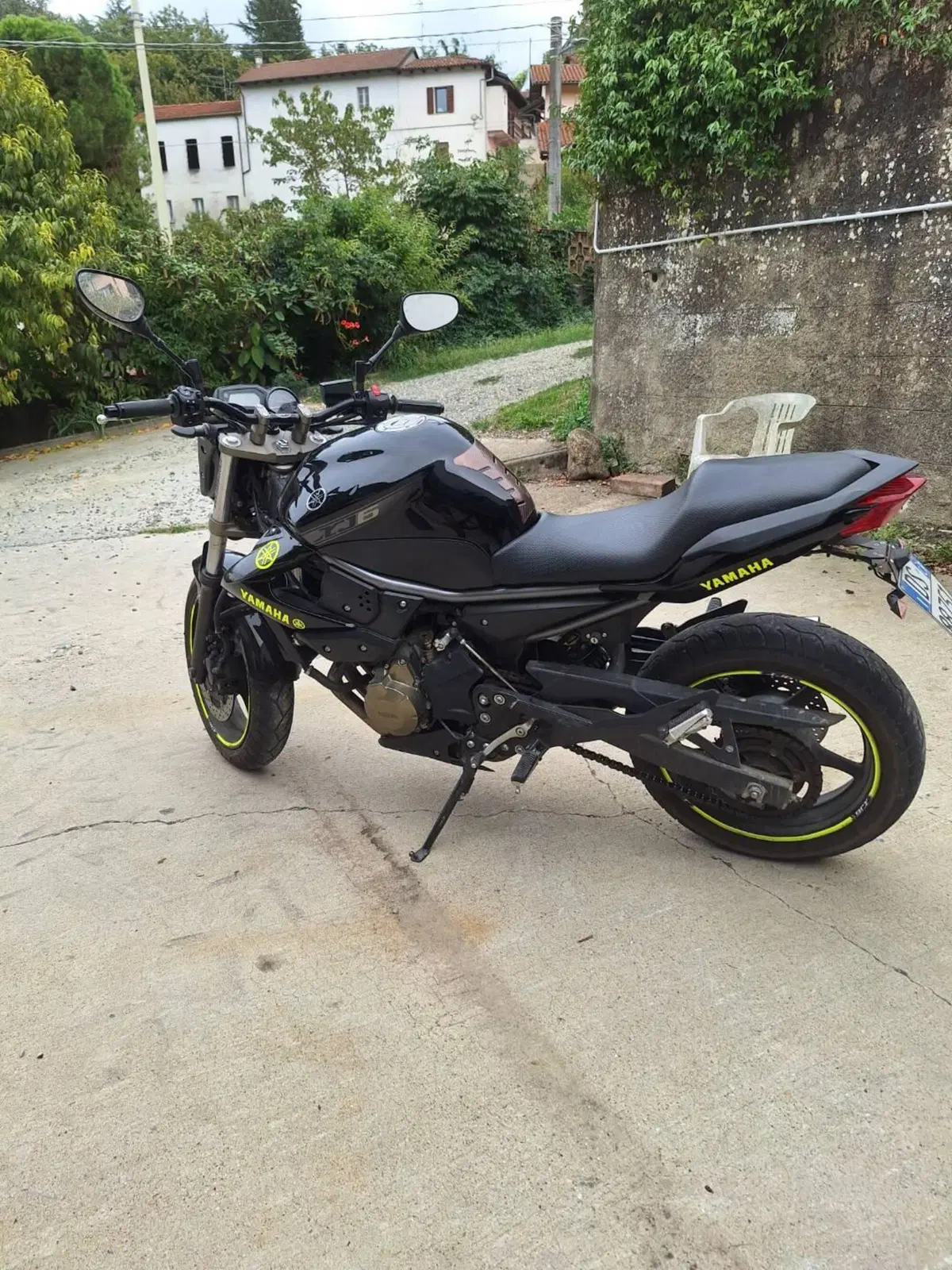 Yamaha XJ6 (2008 - 15) (4)