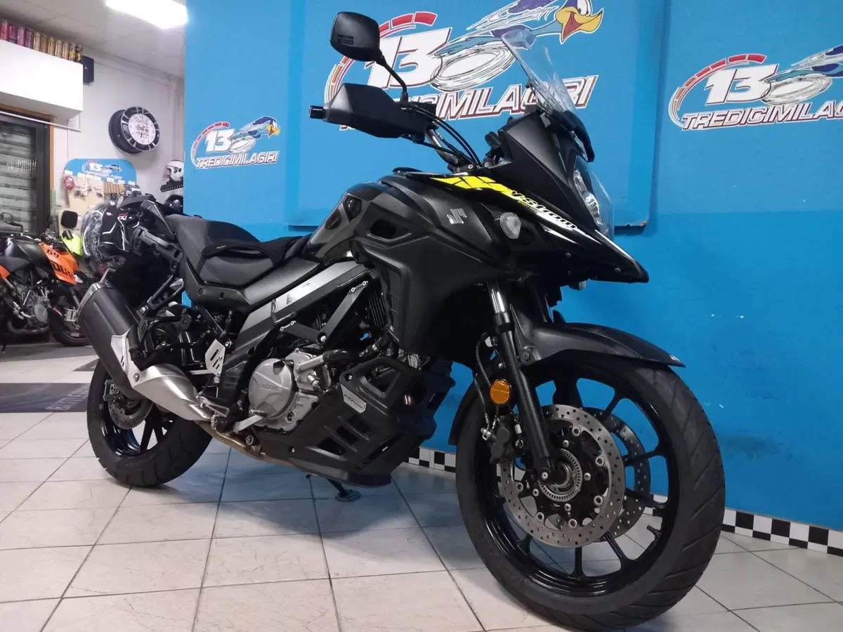 Suzuki V-Strom 650 (2021 - 25) (2)