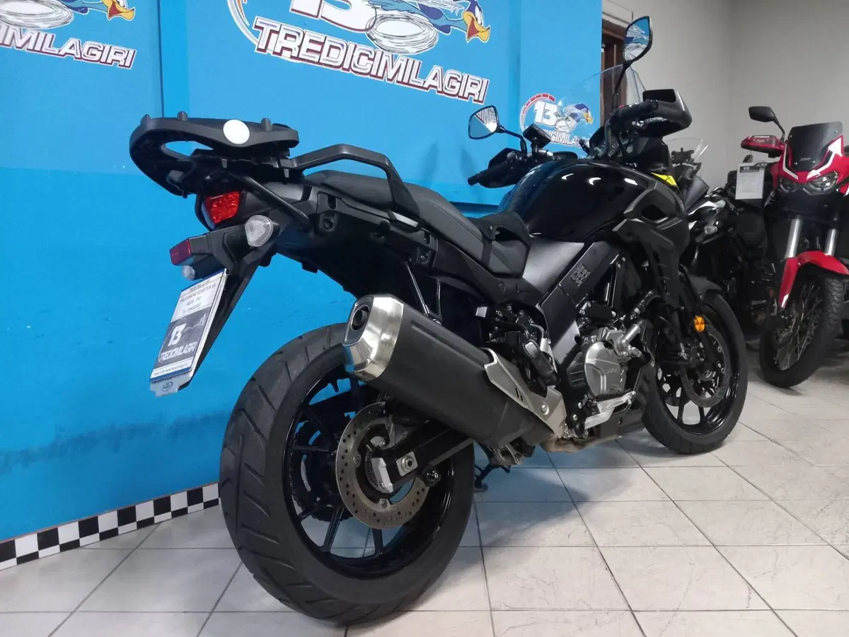 Suzuki V-Strom 650 (2021 - 25) (3)