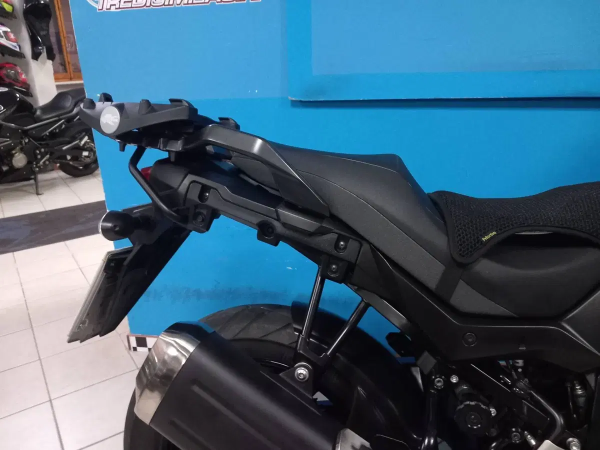 Suzuki V-Strom 650 (2021 - 25) (14)