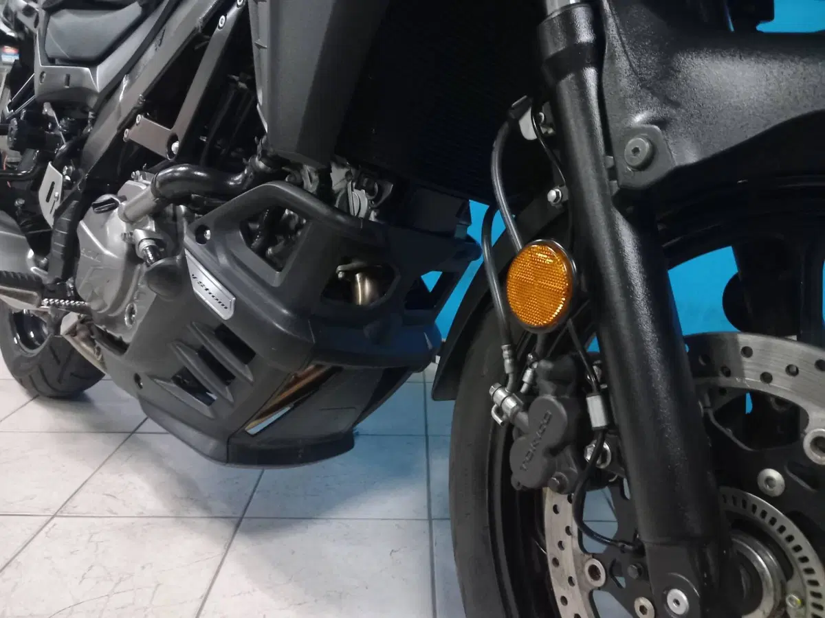 Suzuki V-Strom 650 (2021 - 25) (16)