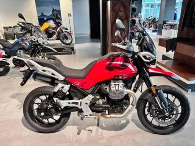 Moto Guzzi V85 Strada (2024 - 26) nuova