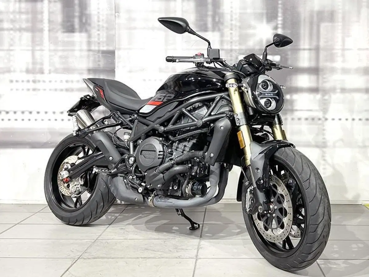 Benelli 752 S (2022 - 25)