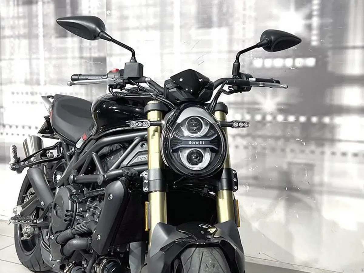 Benelli 752 S (2022 - 25) (3)