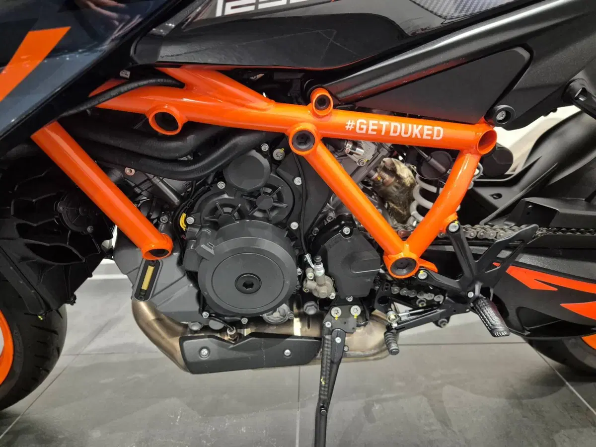 KTM 1290 Super Duke R EVO (2022 - 23) (8)