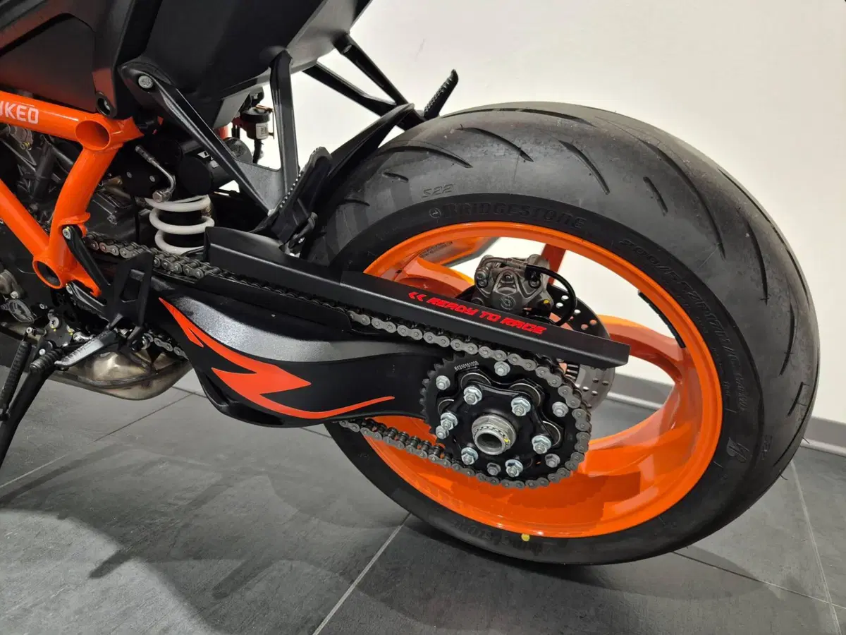 KTM 1290 Super Duke R EVO (2022 - 23) (11)