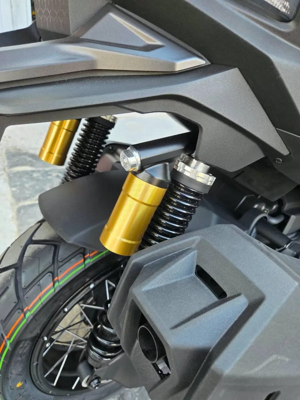 Voge SR450X (2026) (15)