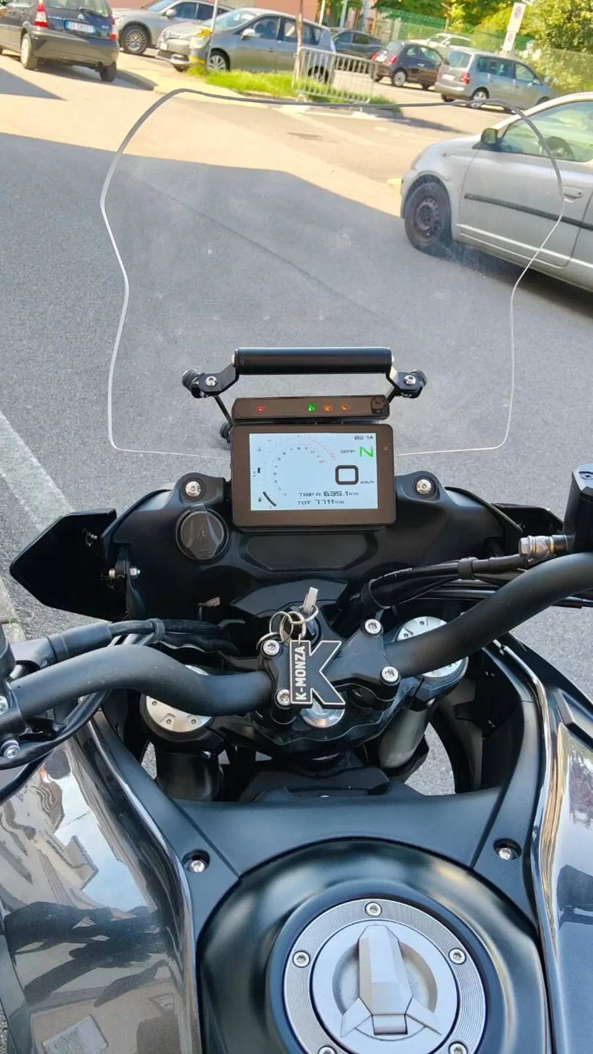 Benelli TRK 702 (2023 - 25) (2)