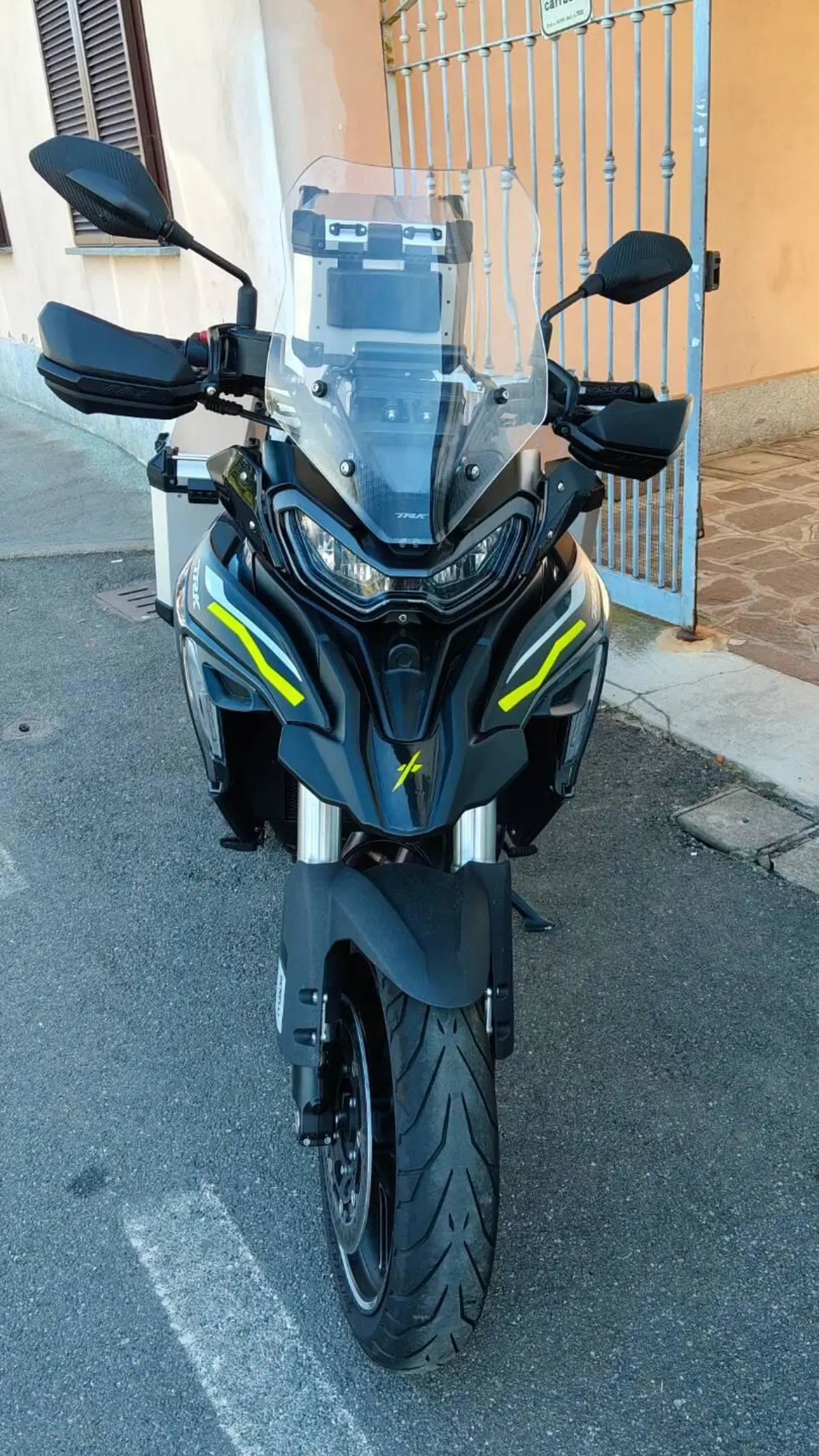 Benelli TRK 702 (2023 - 25) (5)