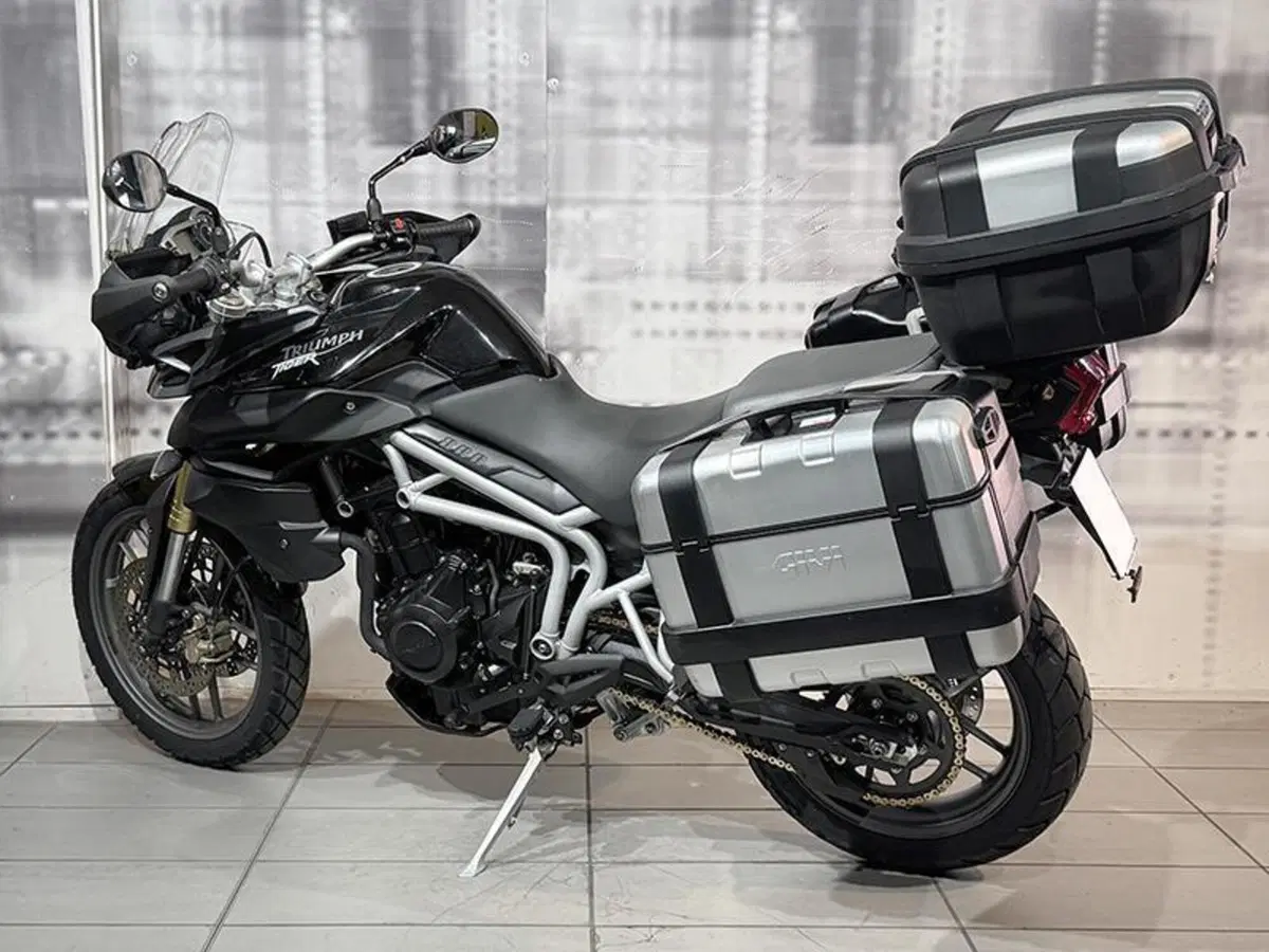 Triumph Tiger 800 ABS (2010 - 14) (2)