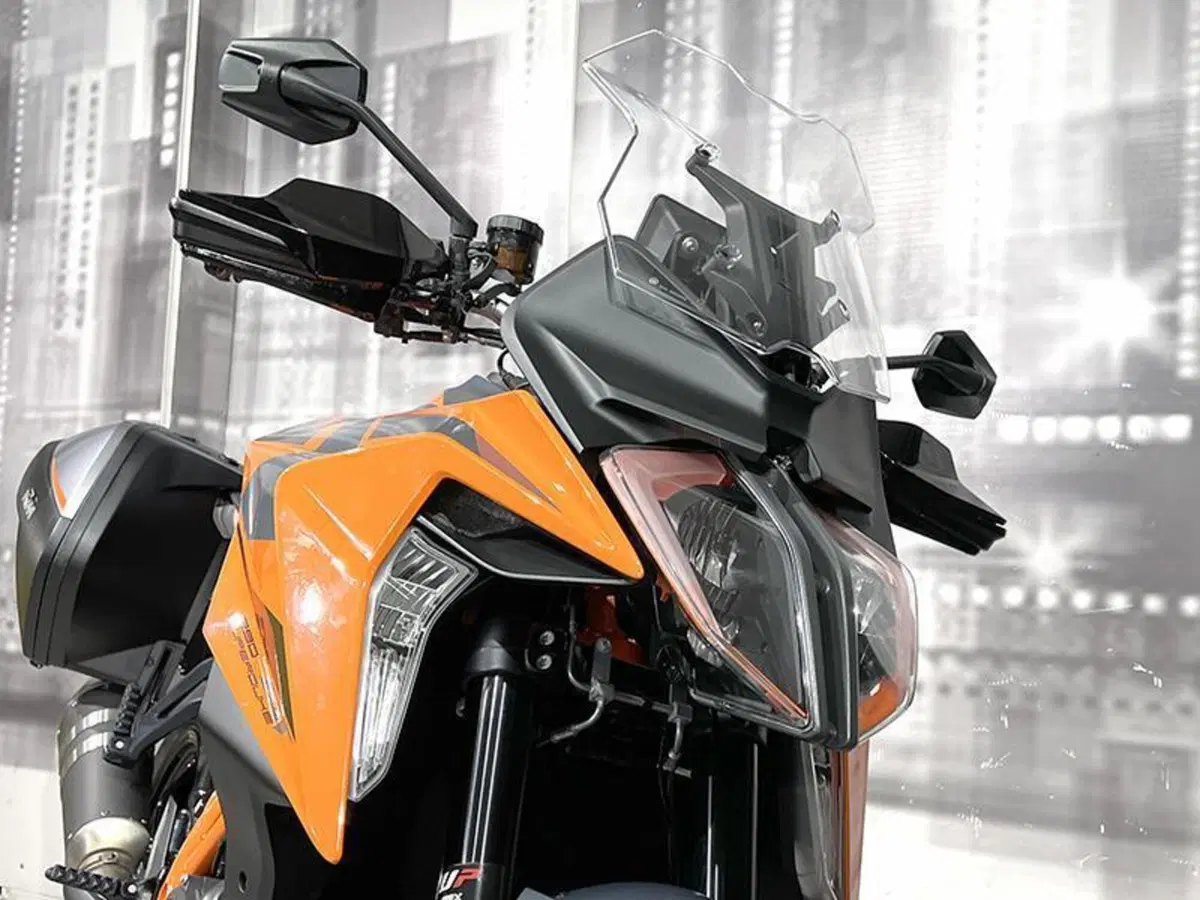 KTM 1290 Super Duke GT (2021 - 25) (9)